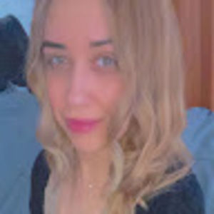 Meet your Posher, Arielle